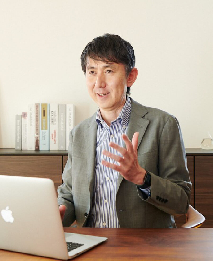 代表取締役　梅津 直樹