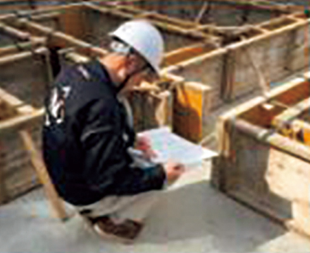 基礎立上り型枠施工後コンクリート打設前
